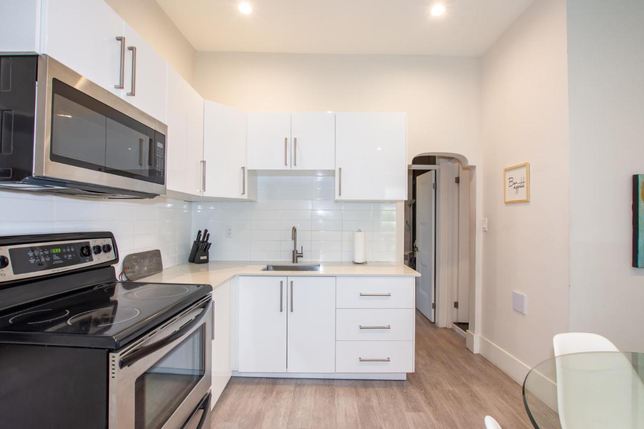 Sainte-Catherine Charming Niagara Region Apt. Newly Renovated! 아파트 외부 사진